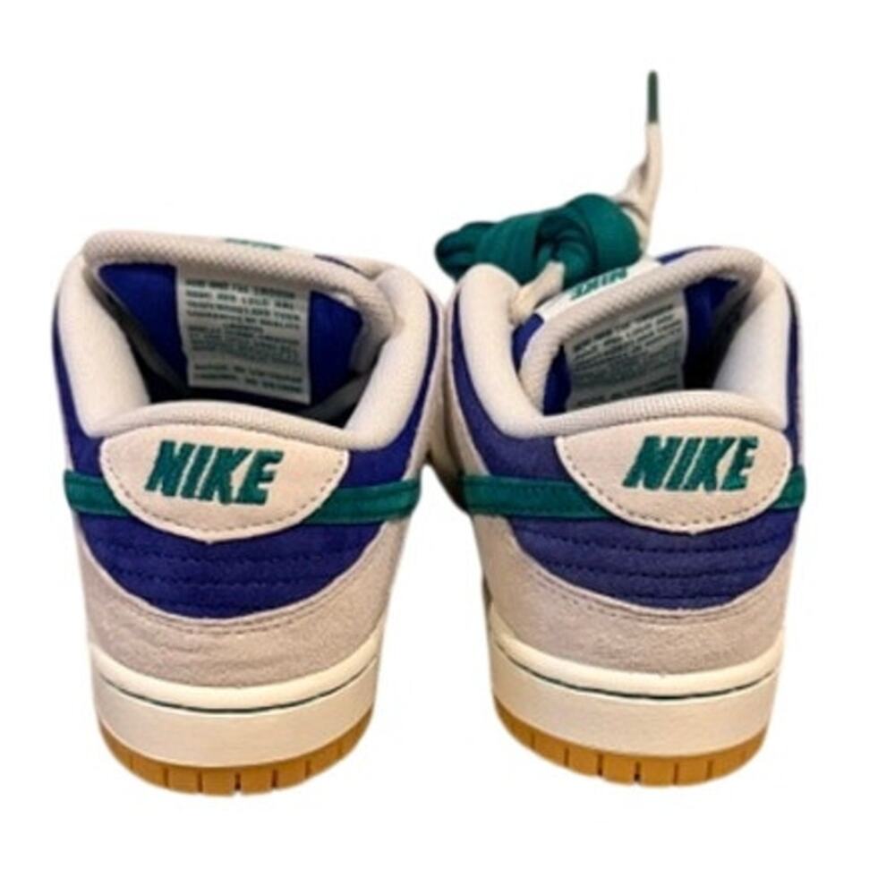 Nike SB Dunk Low Hyper Malachite Royal Green Gum Sneakers Men US 6 / Women 7.5 - Picture 5 of 11